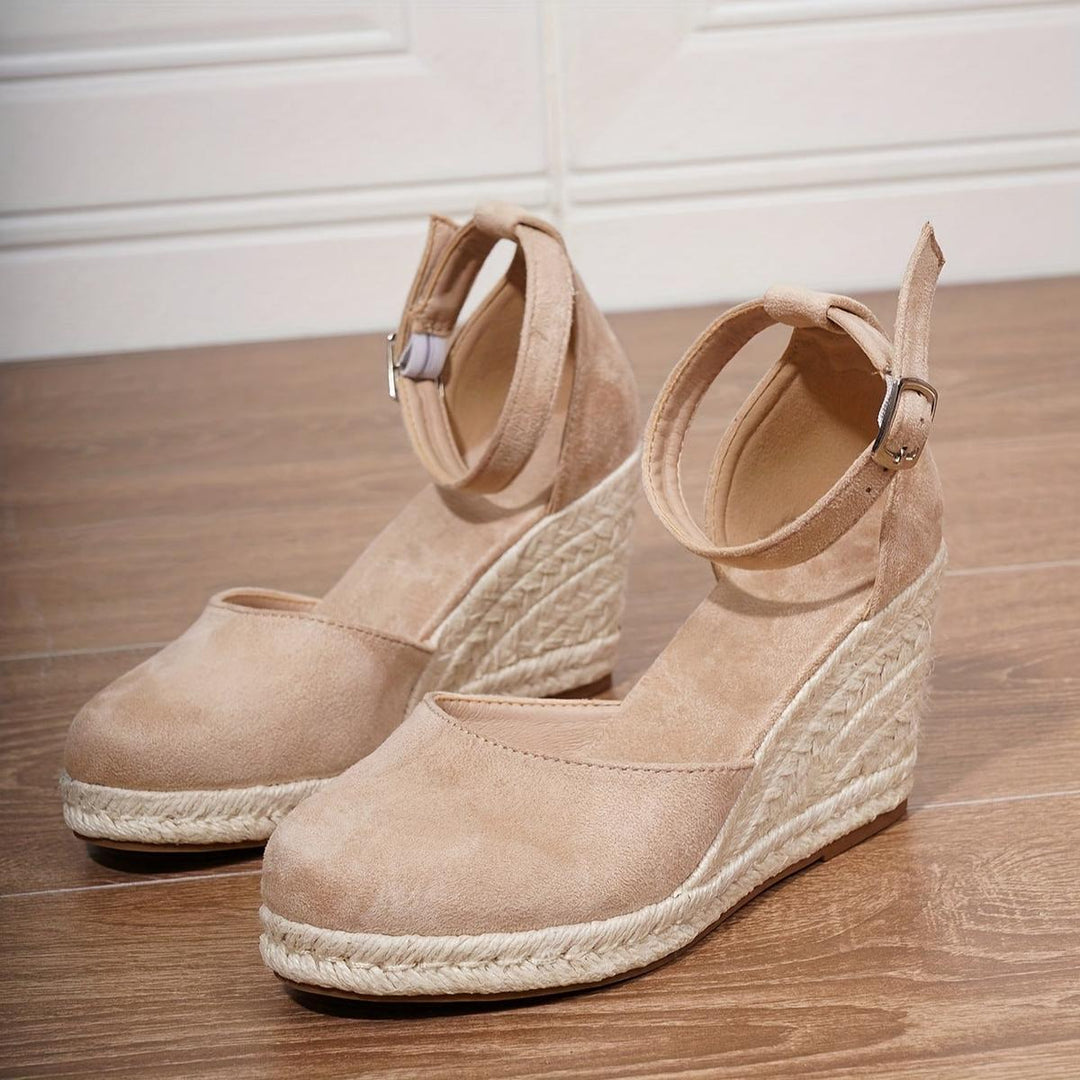 Women’s Closed Toe Buckle Wedge Sandals